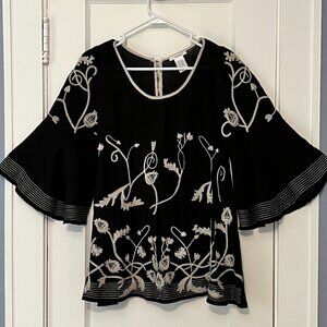 Esley anthropologie blouse size small floral embroidered gauzy flutter sleeve